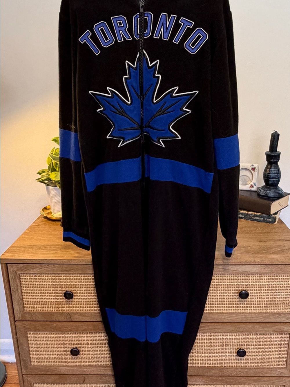 Funzie Onezie Toronto Maple Leafs Fleece Hooded Onesie Youth L 14/16